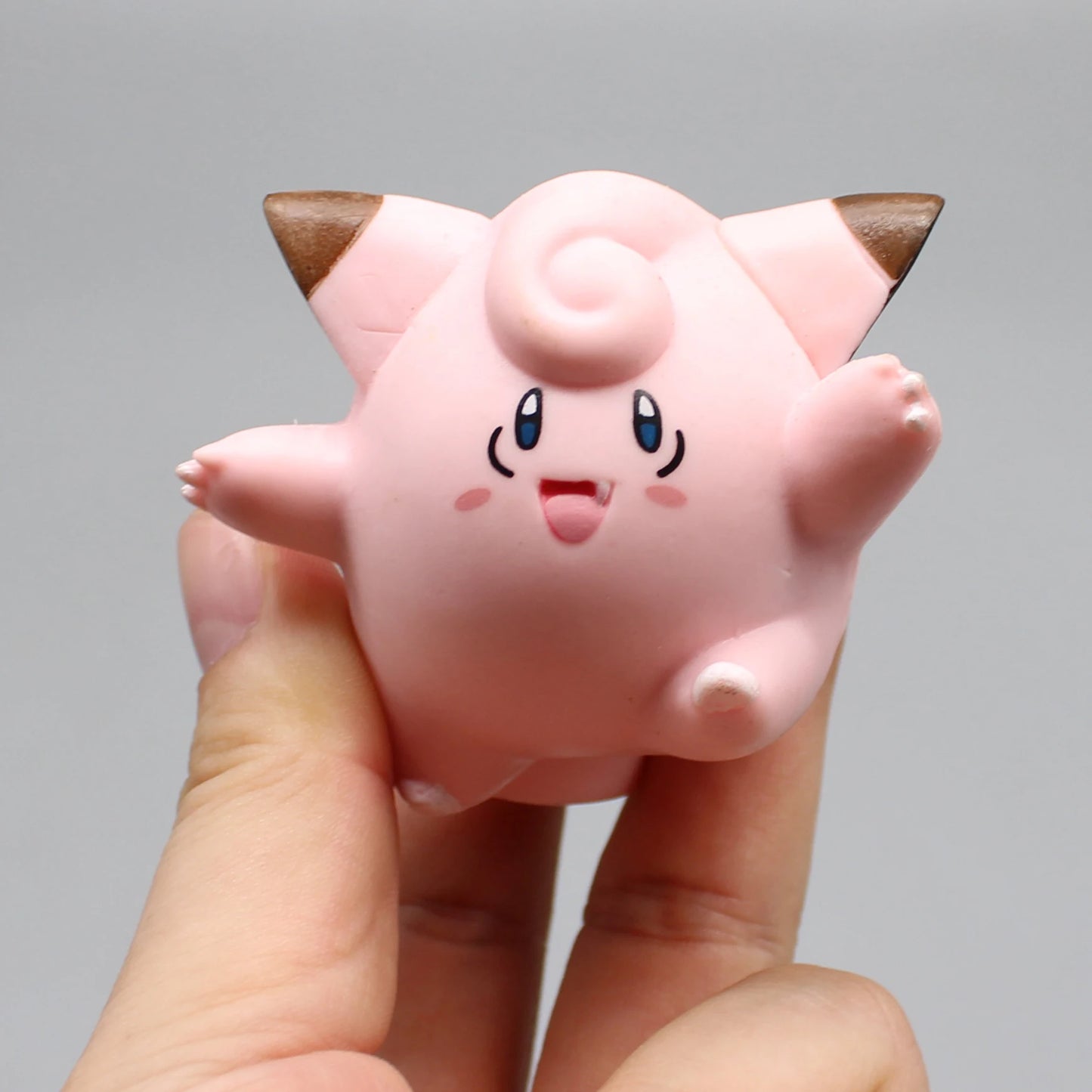 Pokemon Lillie Clefairy Figure